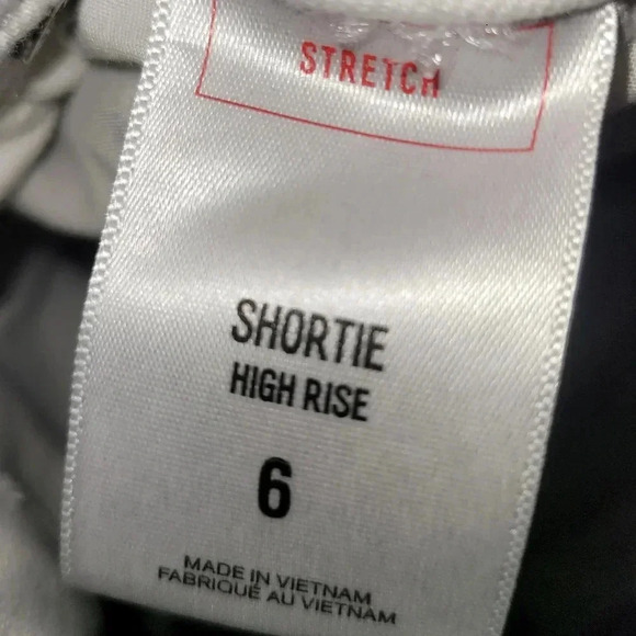 Express high rise shorts - Picture 6 of 6